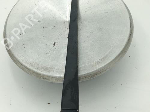 front-windshield-wiper-arm-toyota-corolla-verso-_e12_-2001-2002-2003-2004-2005-2006-2007-30908566 main image