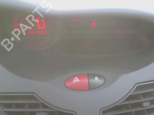 Cockpit RENAULT TWINGO II (CN0_) 1.2 16V (CN04, CN0B) (75 hp) 28949473