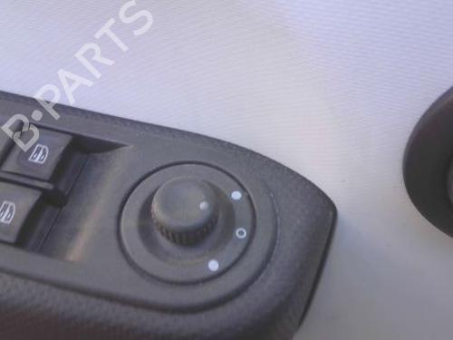 mirror-switch-renault-twingo-iii-bcm_-bca_-2014-33700618 main image