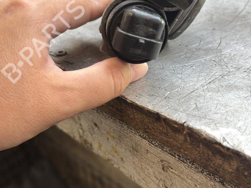 Used Throttle body Throttle body RENAULT TWINGO I (C06_) 1.2 (C066, C068) (58 hp) 24951439 24951439