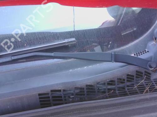 Used Front windshield wiper arm Front windshield wiper arm JEEP RENEGADE SUV (BU, B1, BV) 1.6 CRD (120 hp) 35939093 35939093