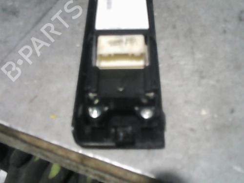 Used Switch TOYOTA COROLLA Verso (ZER_, ZZE12_, R1_) 2.2 D-4D (AUR10_, AUR10R) (136 hp) 22039742