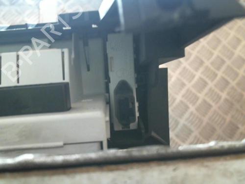 Used Display monitor RENAULT MEGANE II (BM0/1_, CM0/1_) 1.5 dCi (BM1E, CM1E) (106 hp) 22038756