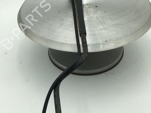 front-windshield-wiper-arm-renault-master-ii-platformchassis-edhdud-1997-1998-1999-2000-2001-2002-2003-2004-2005-2006-2007-2008-2009-2010-2011-2012-2013-31287075 main image