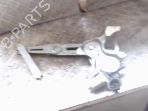 Used Front right window mechanism TOYOTA YARIS (_P9_) 1.3 VVT-i (SCP90_, SCP90R) (87 hp) 22055582