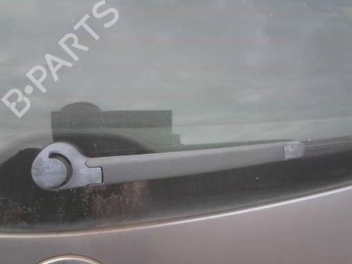Used Rear windshield wiper arm VW POLO IV (9N_, 9A_) 1.4 TDI (70 hp) 30149137
