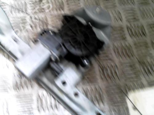 Used Front left window mechanism Front left window mechanism RENAULT TWINGO III (BCM_, BCA_) 0.9 TCe 90 (BCM9, BCM2) (90 hp) 22370351 22370351