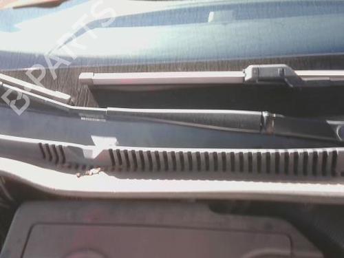 Used Front windshield wiper arm SEAT IBIZA IV (6J5, 6P1) 1.6 TDI (105 hp) 29117066