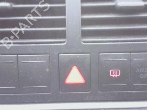 Warning VW POLO IV (9N_, 9A_) 1.2 (60 hp) 32183248