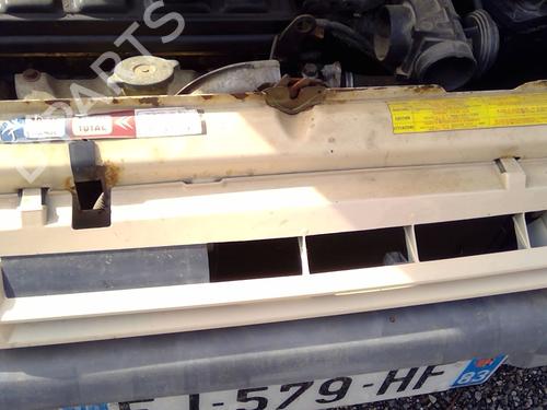 Used Grille CITROËN AX (ZA-_) 11 (54 hp) 26000165