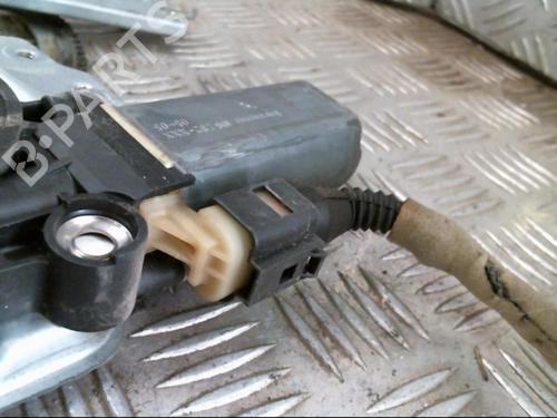 Used Front left window mechanism Front left window mechanism TOYOTA YARIS (_P1_) 1.3 (SCP12_, SCP13_, SCP12R, SCP13R) (87 hp) 20999071 20999071