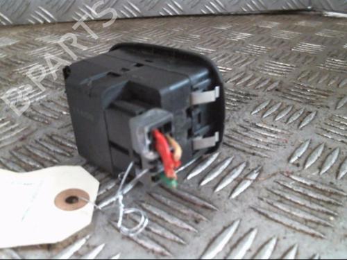 Switch PEUGEOT 306 Hatchback (7A, 7C, N3, N5) 1.9 DT | BP22036731I30 