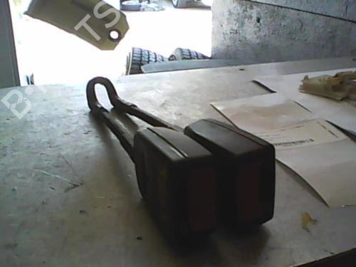 Used Seat buckle FORD FIESTA III (GFJ) 1.3 (60 hp) 22036539