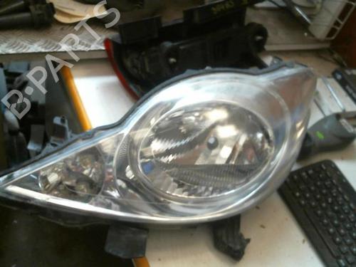 Used Left headlight PEUGEOT 107 (PM_, PN_) 1.4 HDi (54 hp) 20990483