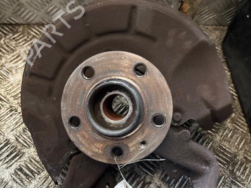 Used Right front steering knuckle Right front steering knuckle 36693571 36693571