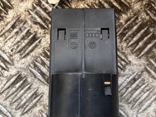 Used Headlight switch Headlight switch 37470328 37470328