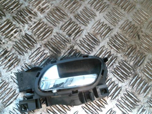 Used Rear left interior door handle Rear left interior door handle PEUGEOT 3008 I MPV (0U_) 2.0 HDi 150 / BlueHDi 150 (150 hp) 22039205 22039205