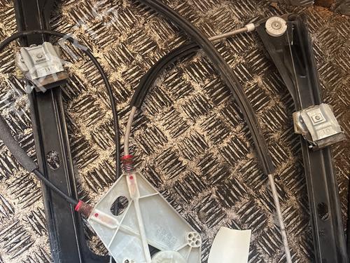 Used Front left window mechanism Front left window mechanism 37280410 37280410