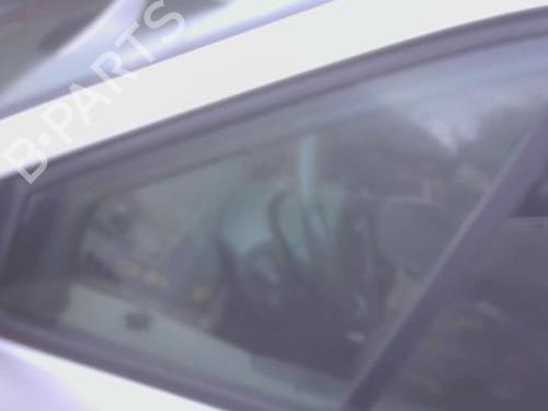 Vidro triangular frente esquerdo RENAULT SCÉNIC II (JM0/1_) 1.6 (JM0C, JM0J, JM1B) (113 hp) 31802228