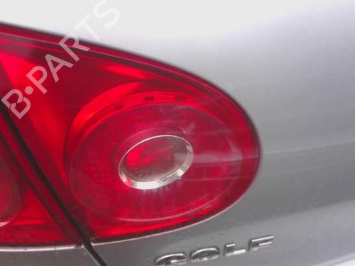 Feu de coffre gauche VW GOLF V (1K1) 2.0 TDI (170 hp) 29712594