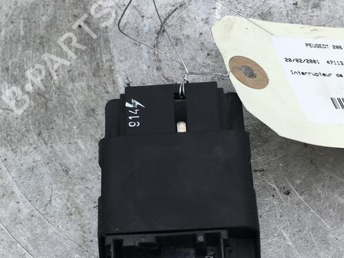 Used Switch Switch PEUGEOT 206 Hatchback (2A/C) 1.4 i (75 hp) 31576946 31576946