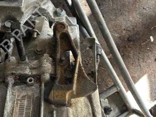 gearbox-renault-kadjar-ha_-hl_-2015-29147816 main image