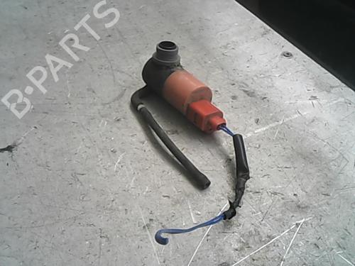 Used Washer pump TOYOTA YARIS (_P9_) 1.0 VVT-i (KSP90_, KSP90R) (69 hp) 22038794