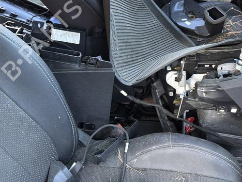 Used Parts PEUGEOT 5008 II (MC_, MJ_, MR_, M4_)  1.2 THP (MRHNYH, MRHNYW, MRHNSJ, MRHNSU, MRHNSM)  4613777