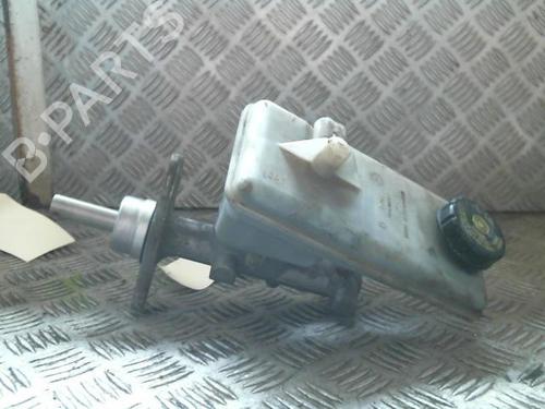 Used Brake master cylinder RENAULT TRAFIC II Van (FL) 2.0 dCi 90 (FL0H) (90 hp) 20997763