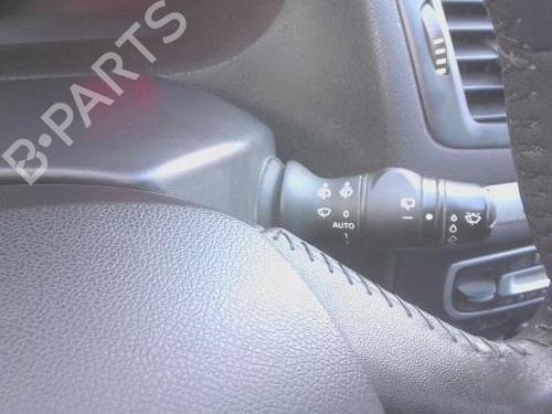 Used Steering column stalk Steering column stalk RENAULT MEGANE III Grandtour (KZ0/1) 1.9 dCi (KZ0J, KZ0N, KZ1S) (131 hp) 31577053 31577053