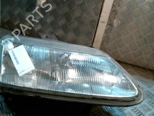 Right headlight RENAULT ESPACE III (JE0_) 2.0 (JE0A) | BP25259135C29 