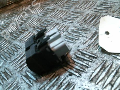 Used Switch RENAULT ESPACE IV (JK0/1_) 2.2 dCi (JK0H) (150 hp) 20986407