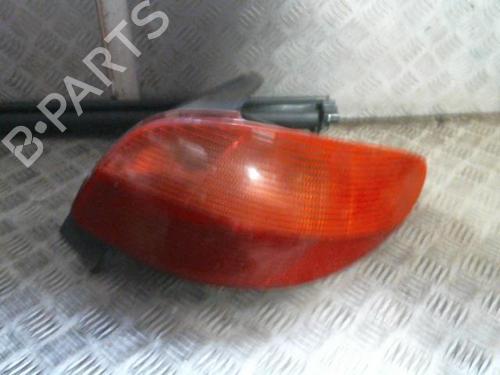 Used Right taillight PEUGEOT 206 Hatchback (2A/C) 1.1 i (60 hp) 20997849