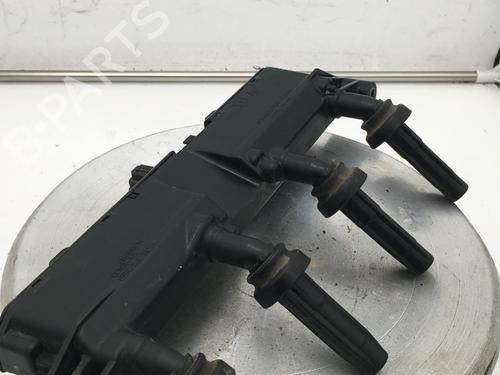 Used Ignition coil CITROËN C2 (JM_) 1.1 (60 hp) 31660906