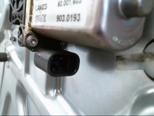 Used Front right window mechanism Front right window mechanism FIAT STILO (192_) 1.2 16V (192_XA1B) (80 hp) 20995275 20995275