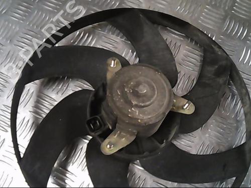 Used Radiator fan Radiator fan 30677440 30677440