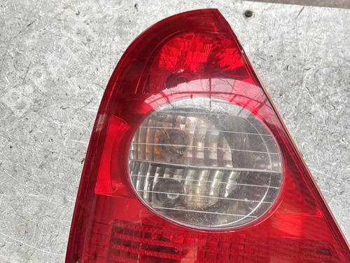 Venstre Baklys RENAULT CLIO II (BB_, CB_) 1.2 (BB0A, BB0F, BB10, BB1K, BB28, BB2D, BB2H, CB0A,... (58 hp) 25489396