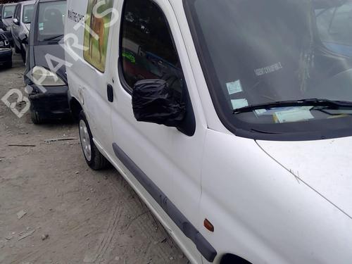 Left mirror PEUGEOT PARTNER Box Body/MPV (5_, G_) 1.9 D | BP22042815C26