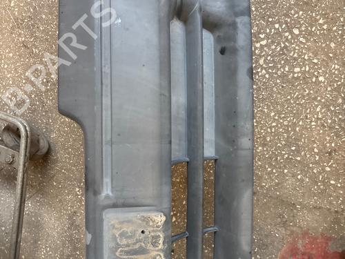 Used Front bumper Front bumper RENAULT CLIO I (B/C57_, 5/357_) 1.2 (B/C/S577) (54 hp) 35989040 35989040
