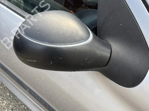 Used Right mirror PEUGEOT 206 Hatchback (2A/C) 1.4 i (75 hp) 26398698