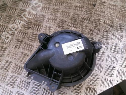 Ventilator motor RENAULT SCÉNIC I MPV (JA0/1_, FA0_) 1.6 (JA00, JA16, JA15, JA19, JA1V, JA2B, JA2C, JA0B,... (107 hp) 27357573