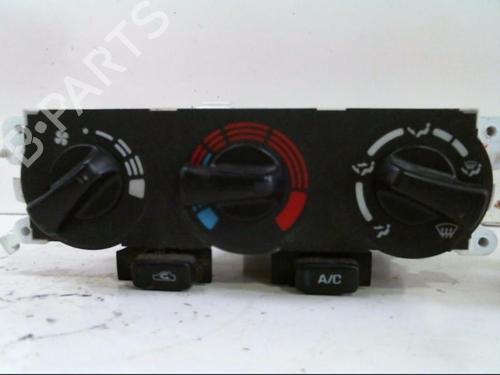 Used Climate control NISSAN PRIMERA Hatchback (P11) 2.0 TD (90 hp) 22041065