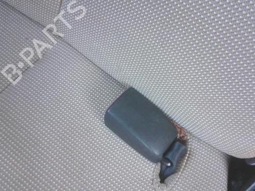 Sikkerhetsbelte-spenne PEUGEOT 107 (PM_, PN_) 1.0 (68 hp) 30677356