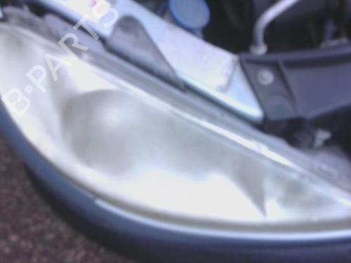 Used Right headlight PEUGEOT 206 Hatchback (2A/C) 1.4 HDi eco 70 (68 hp) 31036350