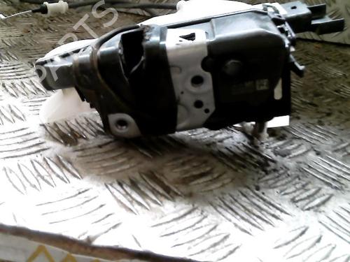 Used Electronic module Electronic module CITROËN C3 III (SX) 1.2 VTi 82 (82 hp) 21064789 21064789