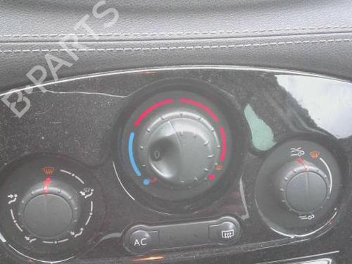 Used Climate control RENAULT CLIO III (BR0/1, CR0/1) 1.5 dCi (C/BR0G, C/BR1G) (68 hp) 30543783