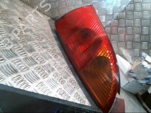 Used Right taillight FORD FOCUS I (DAW, DBW) 1.8 Turbo DI / TDDi (90 hp) 20995292