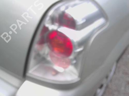 Højre baglygte TOYOTA COROLLA Verso (ZER_, ZZE12_, R1_) 2.0 D-4D (CUR10_, CUR10R) (116 hp) 29845627