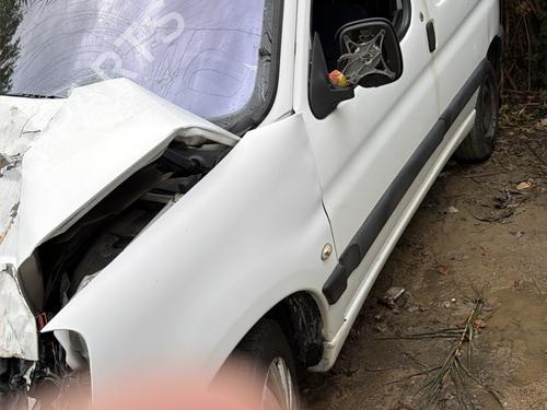 Left taillight PEUGEOT PARTNER Box Body/MPV (5_, G_) 1.6 HDi 75 | BP31642276C34 - Image 10