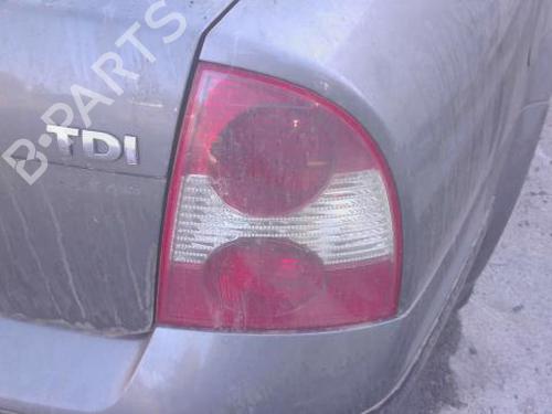 Used Right taillight Right taillight 39136619 39136619